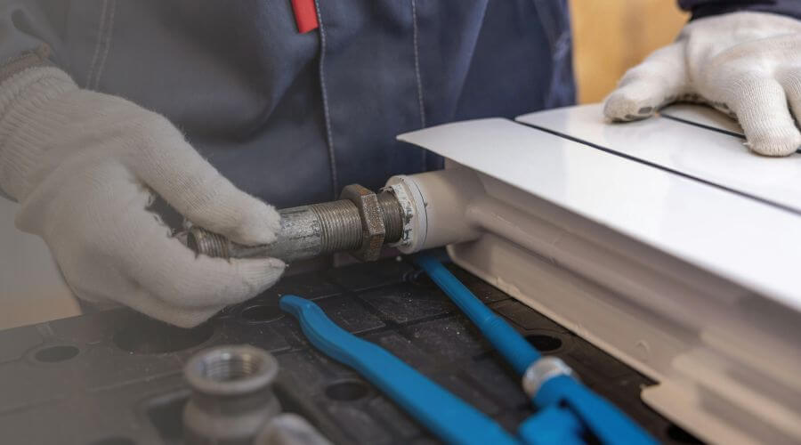 Expert burst pipe repair services in Hensley, WV